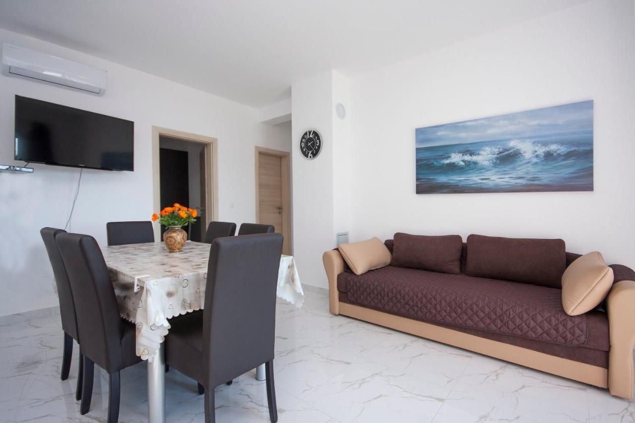 Apartments Osti Рогозниця Екстер'єр фото