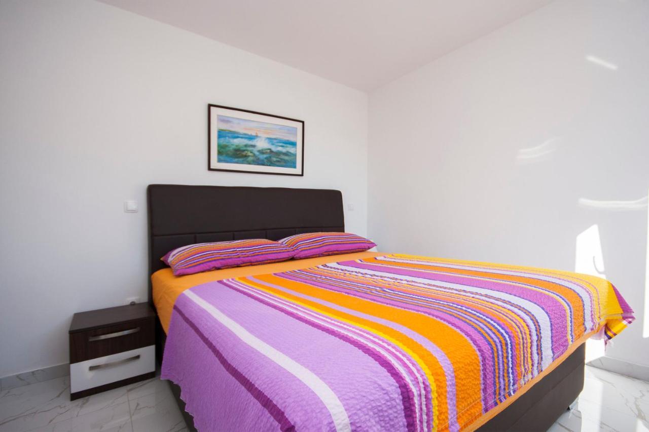 Apartments Osti Рогозниця Екстер'єр фото