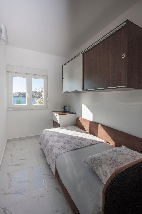 Apartments Osti Рогозниця Екстер'єр фото