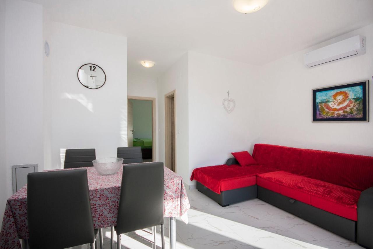 Apartments Osti Рогозниця Екстер'єр фото